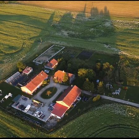 Folwark Malinowy Chrusniak Villa Bisztynek Eksteriør bilde